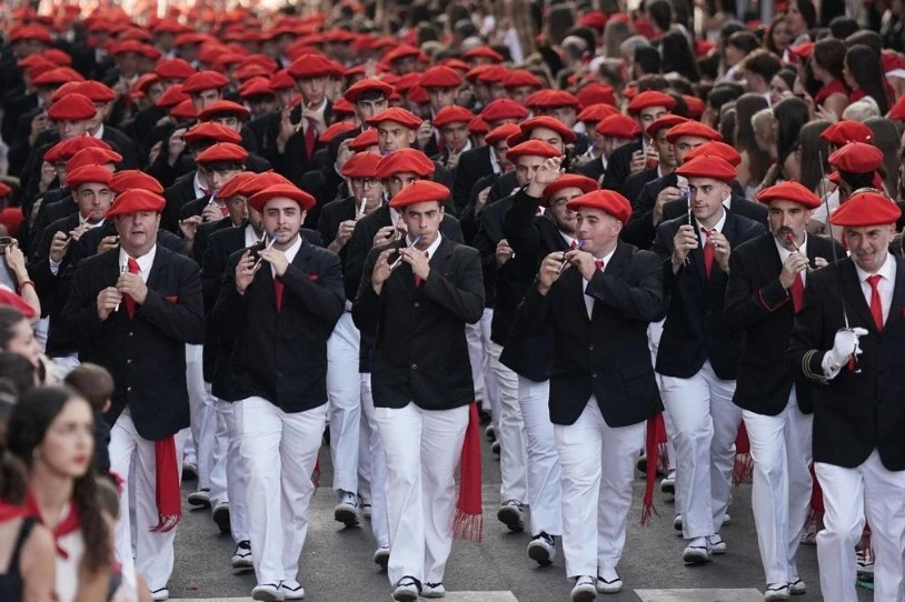 Irungo alarde baztertzaileko buru batek egindako eraso matxista atera da argitara