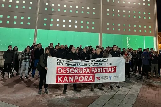 Desokupazio-enpresen aurka mobilizatu dira Barakaldon