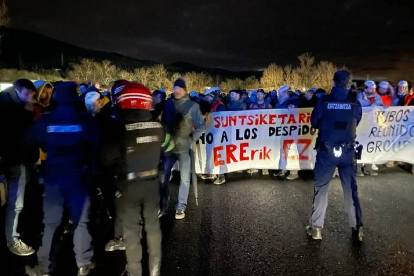 Lehenengo greba-eguna Tubos Reunidosen, kaleratze masiboaren kontra