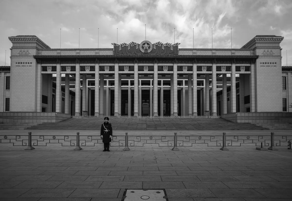 Xi Jinpingen hirugarren agintaldia: Txinaren bide zalantzagarria mundu mailako hegemoniarantz