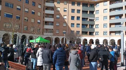 Hamasei lagunek deklaratu beharko dute Nafarroan, Voxen aurka protesta egiteagatik