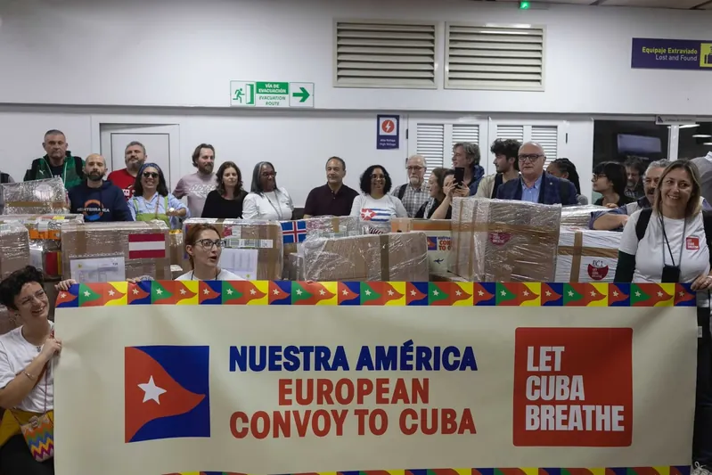 Txinak, Brasilek eta nazioarteko olatu solidario batek laguntza tonak bidali dituzte Kubara