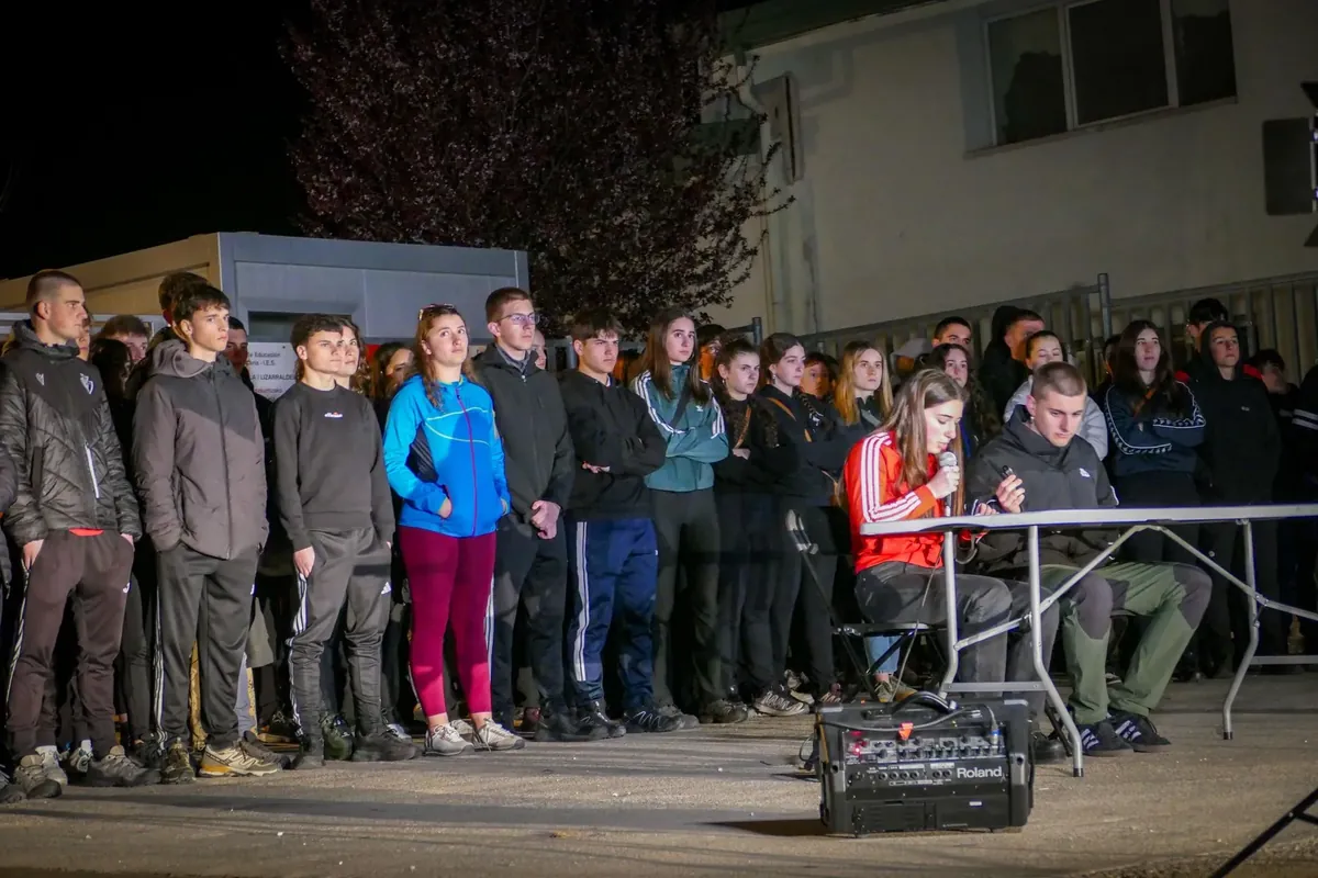 Ikasleen eskubide politikoen defentsan antolatu da Lizarraldeko IAS, azken 21 kaleratzeen ostean