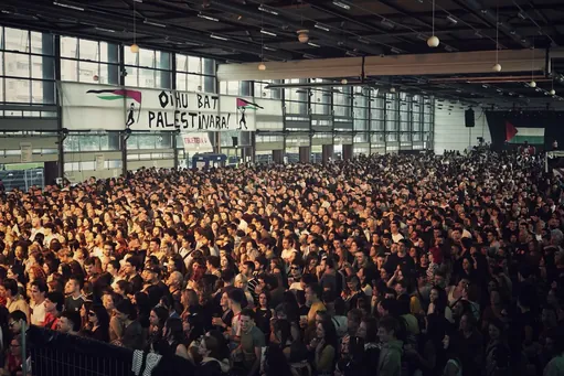 Oihu bat Palestinara, Durangotik