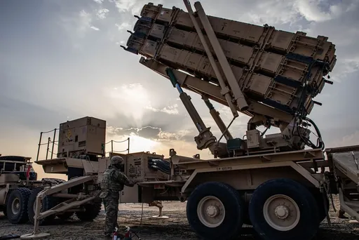 "Ultimatuma" apirilaren 6ra arte atzeratu du Trumpek, eta lurreko inbasio bat prestatzen ari da