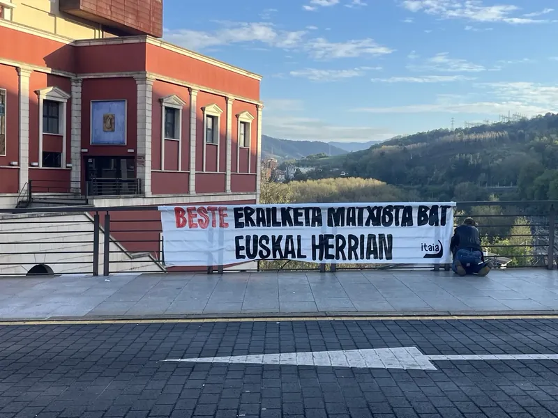 Libre Basaurin bikotekidea erail ostean; kartzelara lapurreta egiteagatik