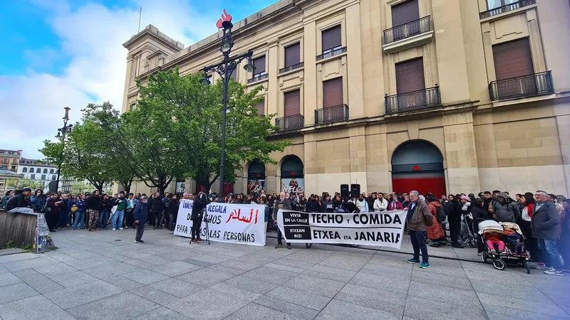 Iruñeko Udalak Aranzadin 140 pertsona etxegabetu izana salatu zuten atzo