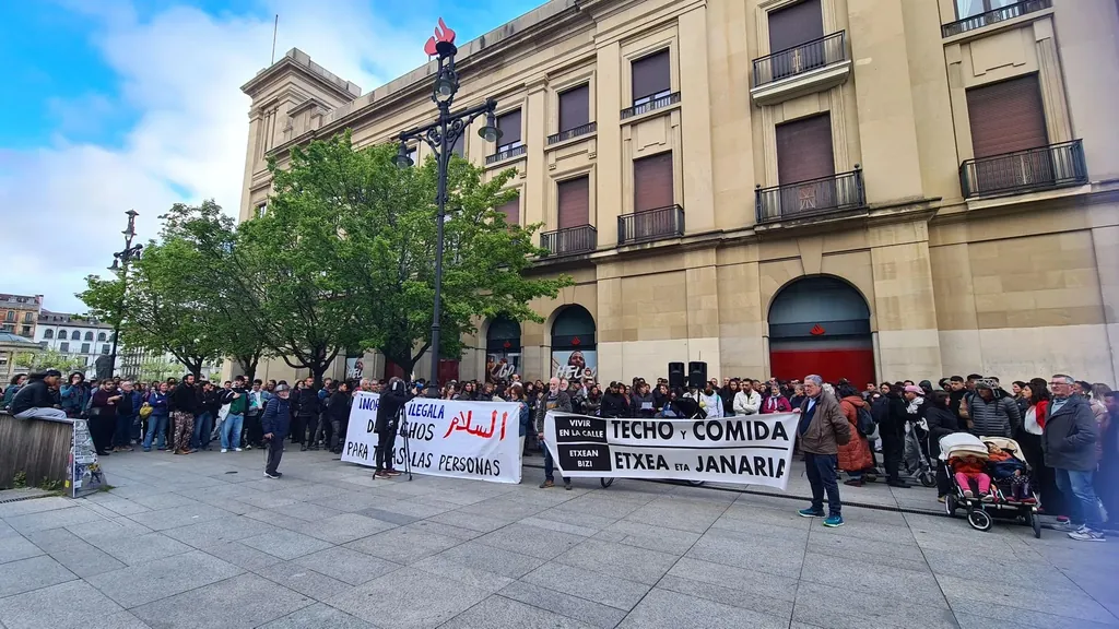 Iruñeko Udalak Aranzadin 140 pertsona etxegabetu izana salatu zuten atzo