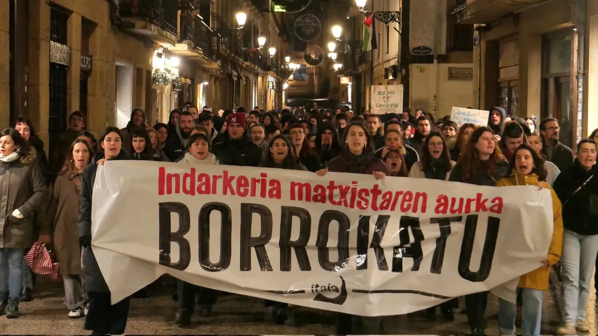 Emakume batek sexu-erasoa jasan zuen igandean Donostian