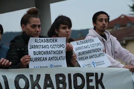 Gasteizen, Alokabidek familia bat etxegabetu nahi du ostiral honetan