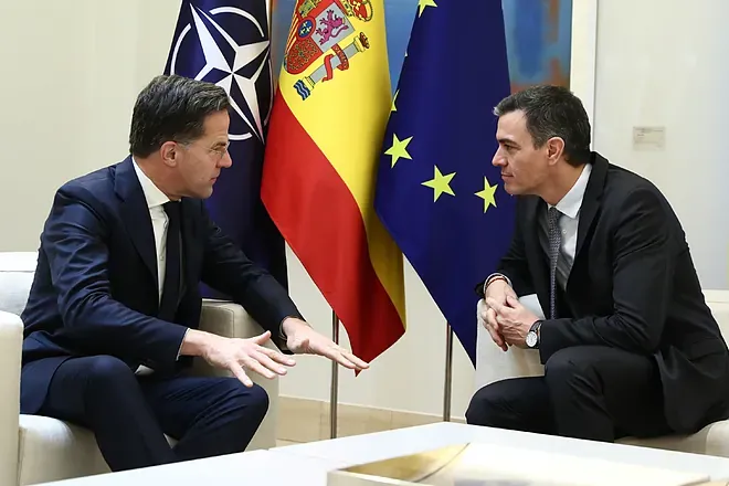 Munduko top 15 armamentistikoan sartu da Espainiako Estatua, urte bakarrean gastu militarra %50 igo ondoren