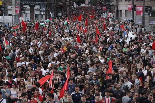 12:30ean Iruñeko Zezen Plazatik: EHKSren deialdia Maiatzaren Lehenerako