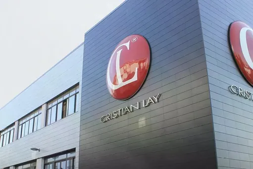 Papresako plantillaren heren bat kanporatuko luke Cristian Layk egindako proposamenak