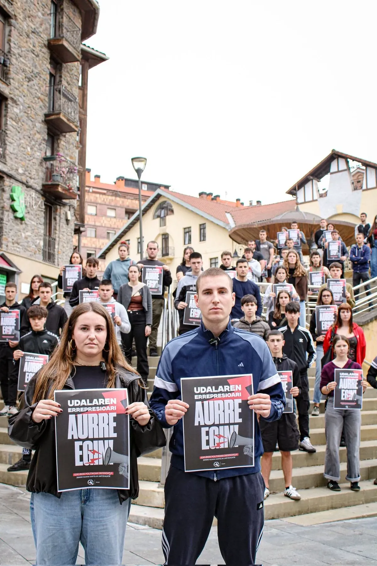 Beasaingo Udala 1.000 eurorainoko isunak jartzen ari da, propaganda politikoa egiteagatik