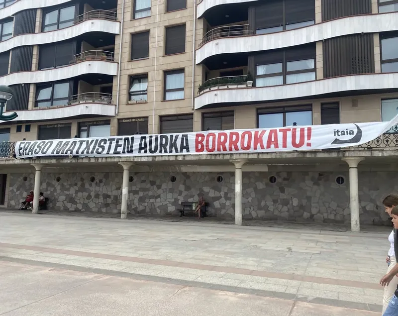 Urteko lehen hiru hilabeteetan, ia 1.500 emakumek salatu zituzten eraso matxistak EAEn