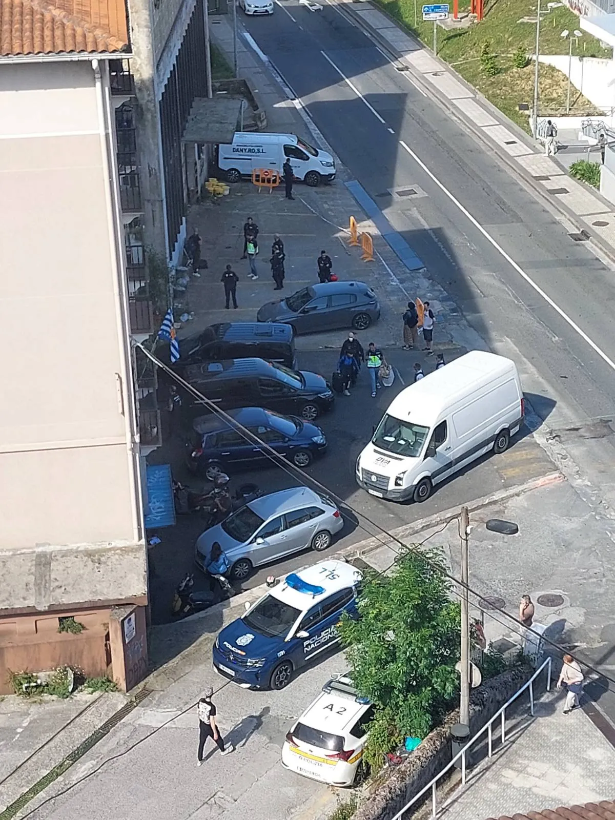 Beste desalojo bat Donostiako Herreran: Oxigrafera sartu da Polizia