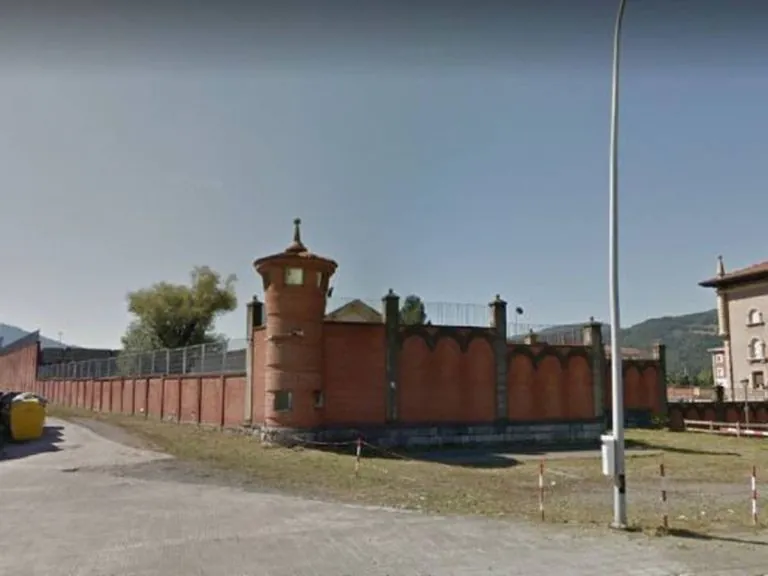 Hiru aste daramatza isolamenduan Oskar Barreras preso politikoak