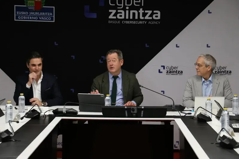Euskal administrazioek 335.000 euro baino gehiago bideratu dituzte Israelgo softwareetara