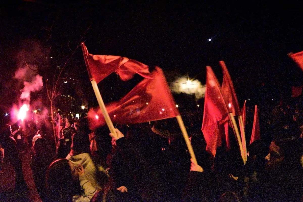Autonomismoa, parlamentarismoa eta populismoa. Ernairen kongresuaz