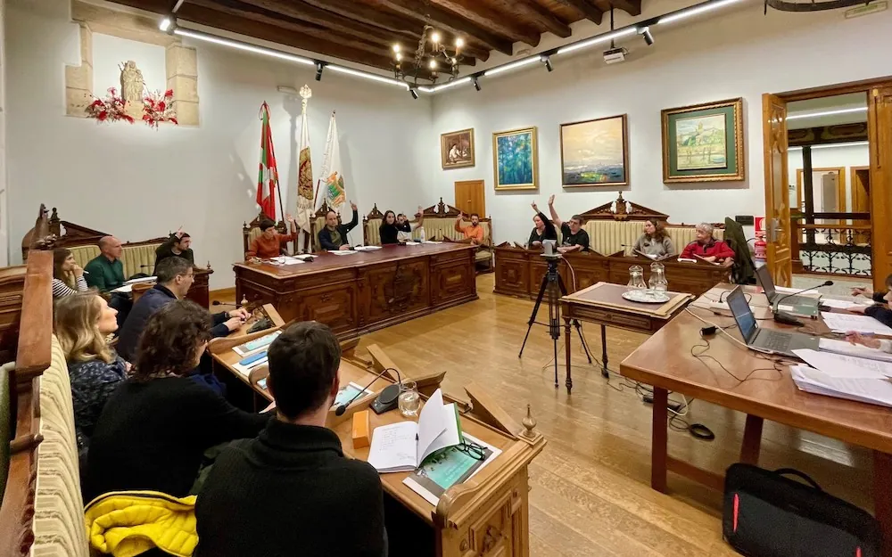 Hondarribiko EAJk propaganda politikoaren aurkako mozio bat aurkeztu du