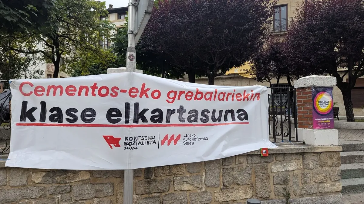 Hiru egunez grebara jo dute Olaztiko Cementos Portlandeko langileek