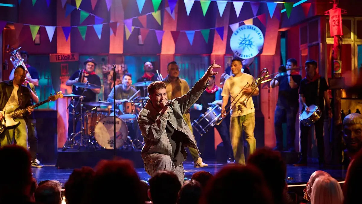 Musikarientzako diru publikoaren banaketan "gardentasuna" eta "aukera-berdintasuna" falta direla salatu dute 126 kulturgilek