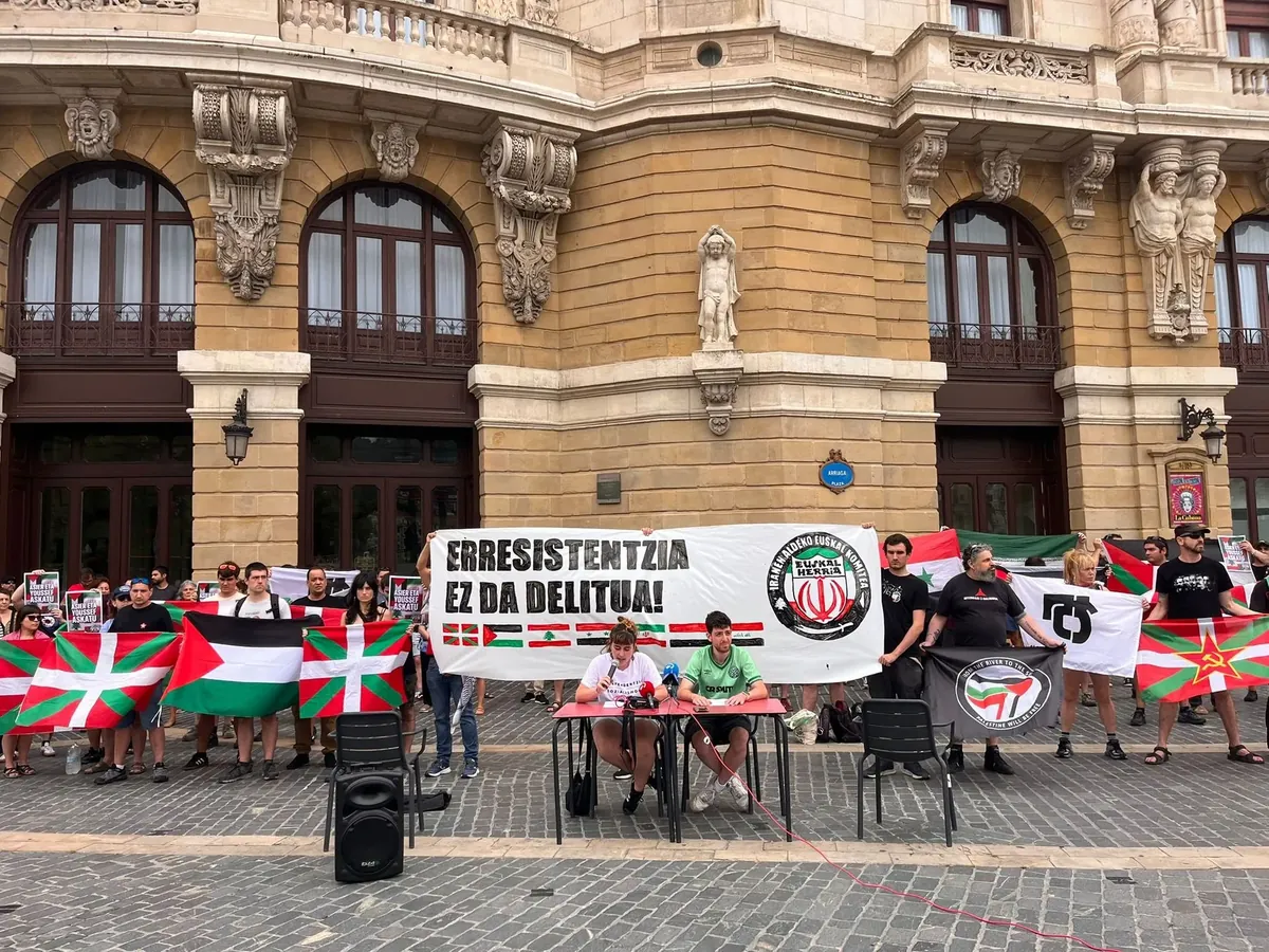 Aske utzi dituzte Iranekin Bateko bi atxilotuak