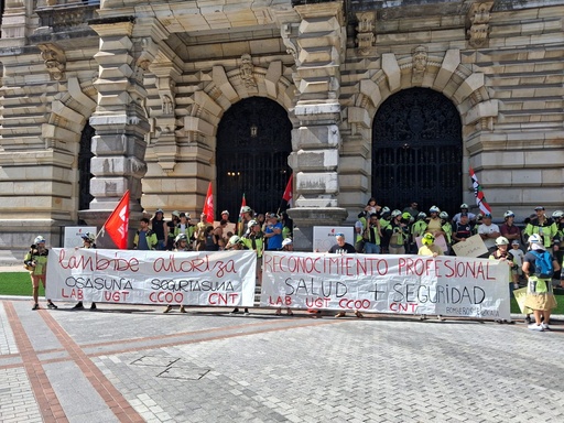 Bizkaiko suhiltzaileak borrokan, osasunaren eta segurtasunaren alde