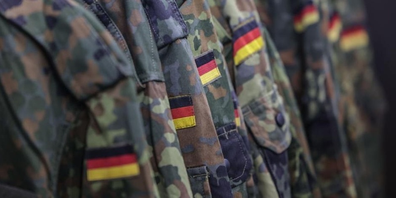 Derrigorrezko soldaduska aztergai Alemanian, ez baitute "nahikoa boluntario lortu"