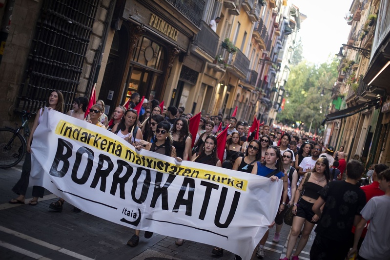 Eraso matxisten gogortzea eta normalizazioa salatu du Itaiak Iruñean, 'Manada' auziaren 10. urteurrenean