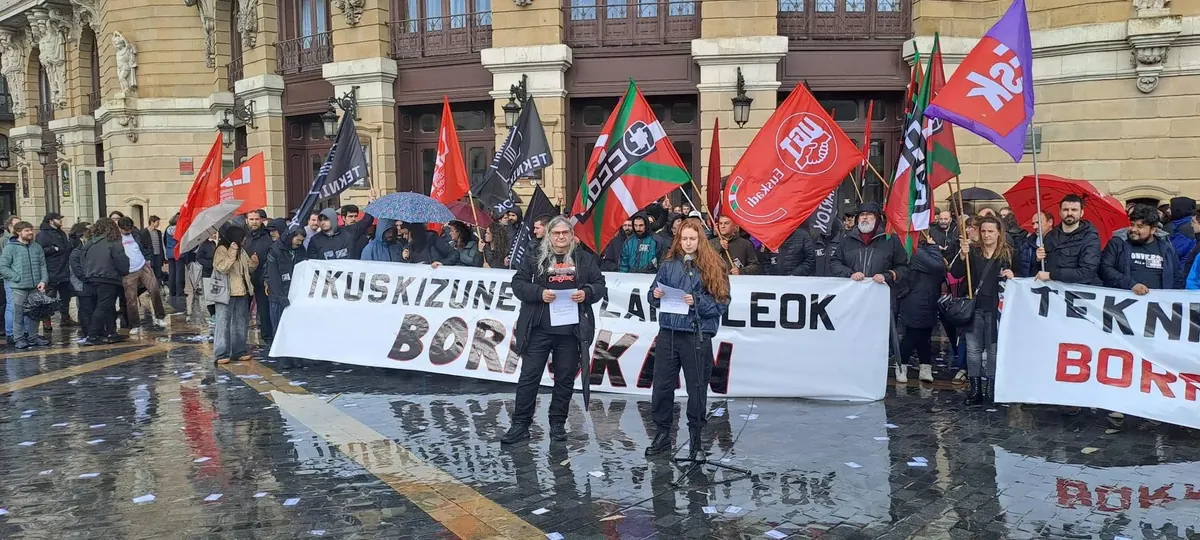 "Patronalak proposatzen duenak langileok une oro enpresaren aginduetara egotea esan nahi du"