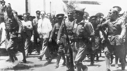 1936: altxamenduaren aliantzak eta oinarriak
