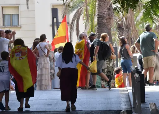 Vox, PP eta UPN, arratsaldean Euskal Herrian izango diren elkarretaratze arrazisten atzean