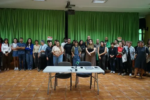 Etxegabetze arriskuan dago Irungo familia zaurgarri bat