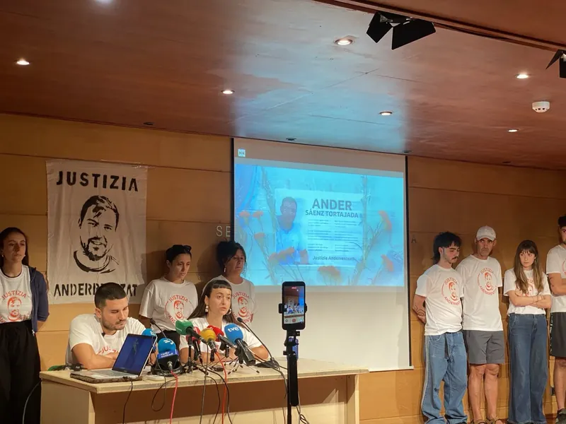Borrak, ostikadak eta taserra Santurtzin: Ander hil aurreko interbentzio polizial bortitza erakutsi dute