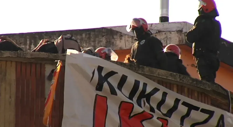 Irailak 21: Kukutza III Gaztetxearen desalojoa