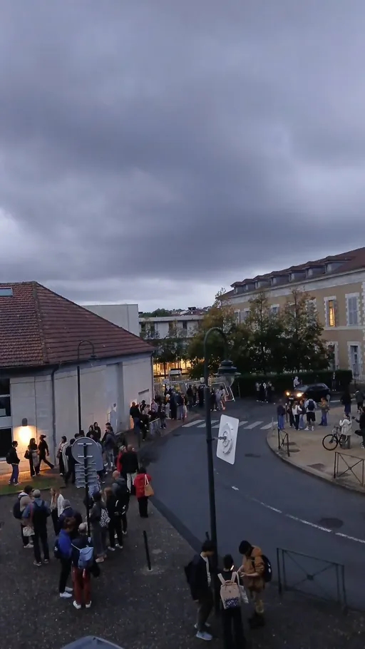 Baionako Unibertsitateko hainbat sarbide itxi dituzte ikasleek
