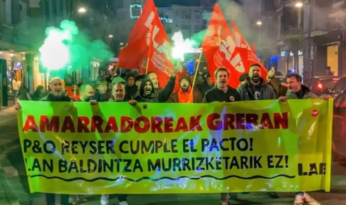 Beste bi sindikalista kaleratu dituzte Bilboko Portuan
