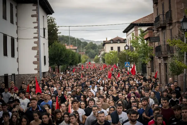 "Sozialismoaren aldeko hautua inoiz baino indartsuago dagoela erakutsi dugu"