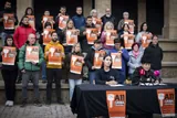 Etxebizitza-sindikatuek eta gehiengo sindikalak, aho batez: "Etxebizitza-eskubidea bermatzeko, espekulaziorik ez!"